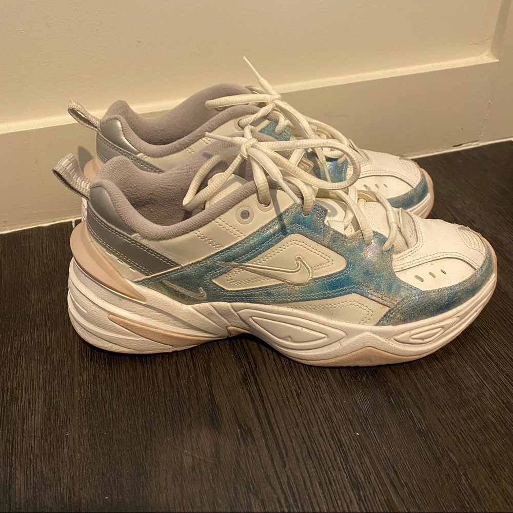 nike sneakers